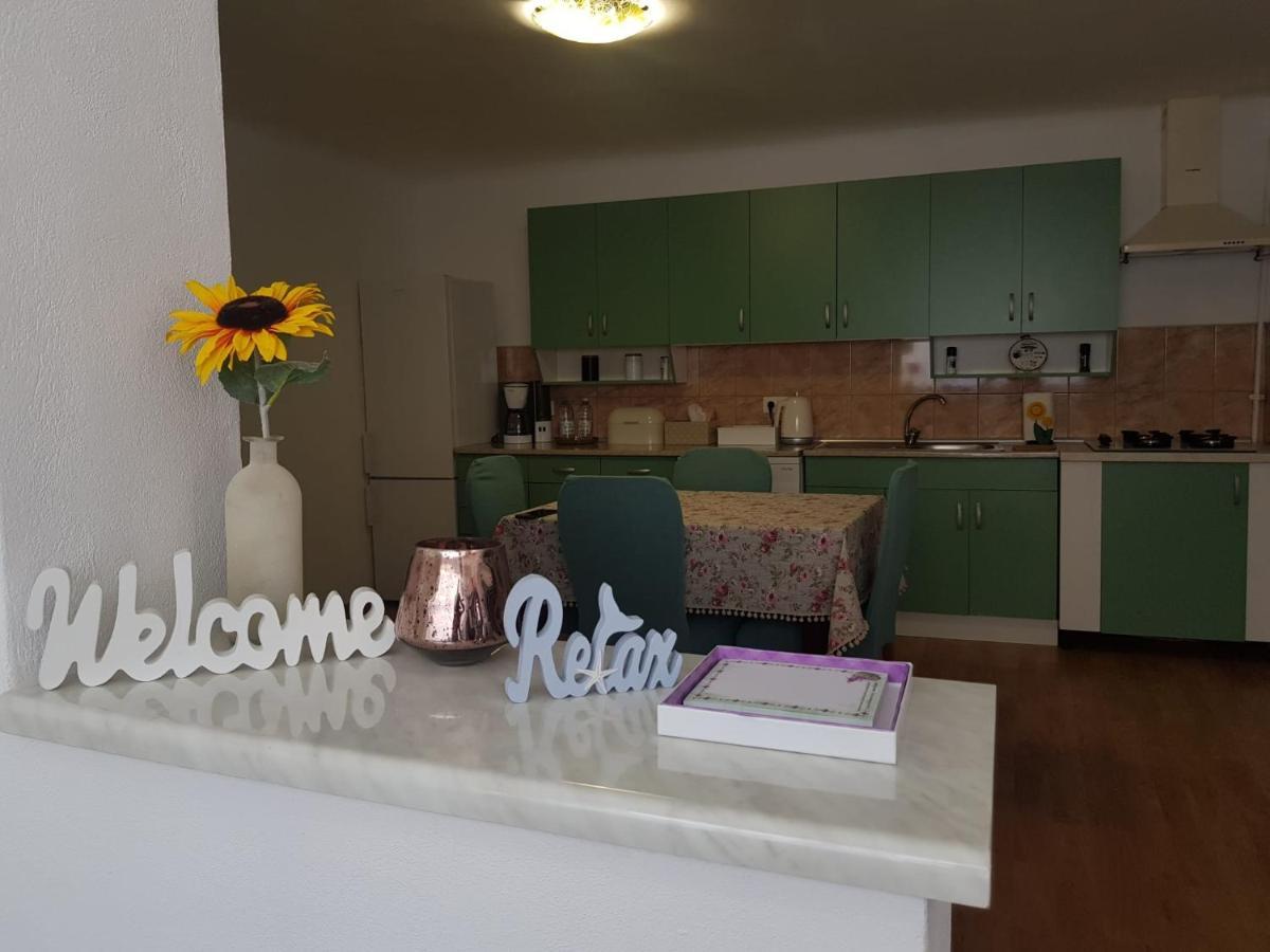 Smile Apartments シギショアラ エクステリア 写真